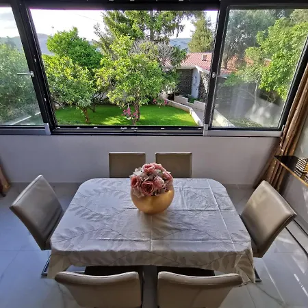 Apartman La Vela *